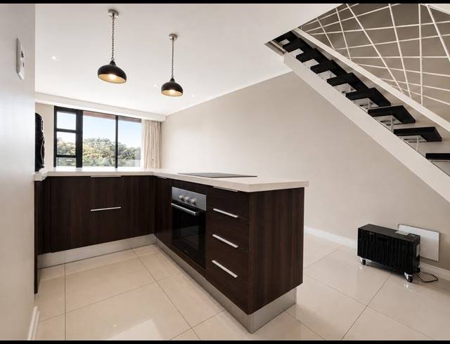 2 BEDROOM PROPERTY TO RENT IN MENLO PARK